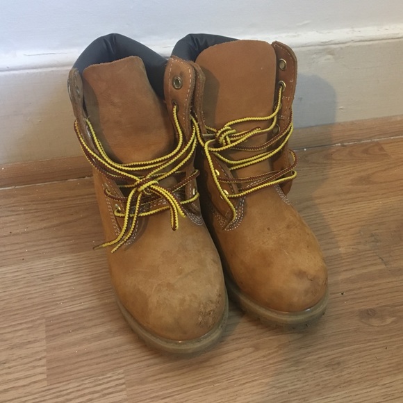 Timberland Boots - Picture 4 of 9